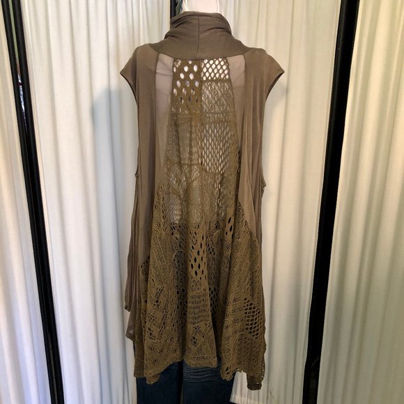 Bundle of two La Vanya Lace Cardigans in gray Sz 1XL & olive Sz 3XL - Picture 10 of 13